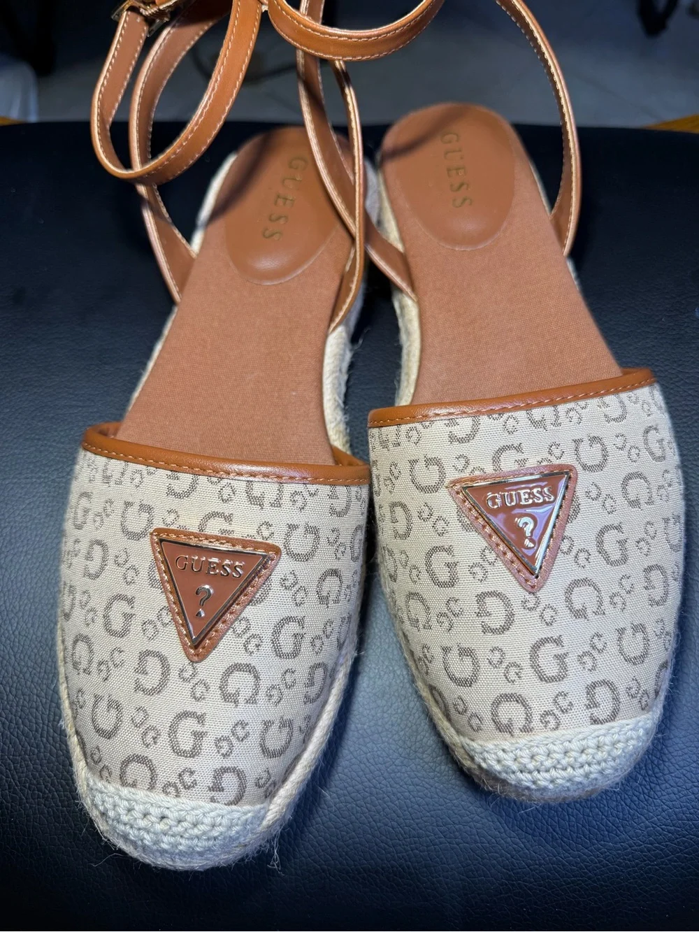 GUESS Tan Logo Espadrille Sandals with Ankle Strap Sz 10M box